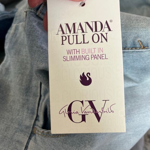 Gloria Vanderbilt Amanda Pull On Light Wash Stretch Jegging Denim Jeans 16 NWT - Picture 12 of 16